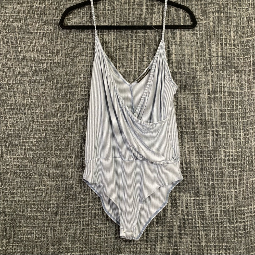 Harlowe & Graham Blue & White Stripe Women's Spaghetti Strap Bodysuit Large #929